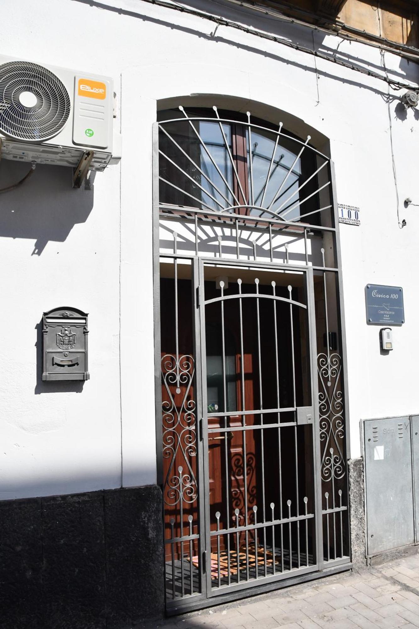 Civico 100 Villa Catania Bagian luar foto